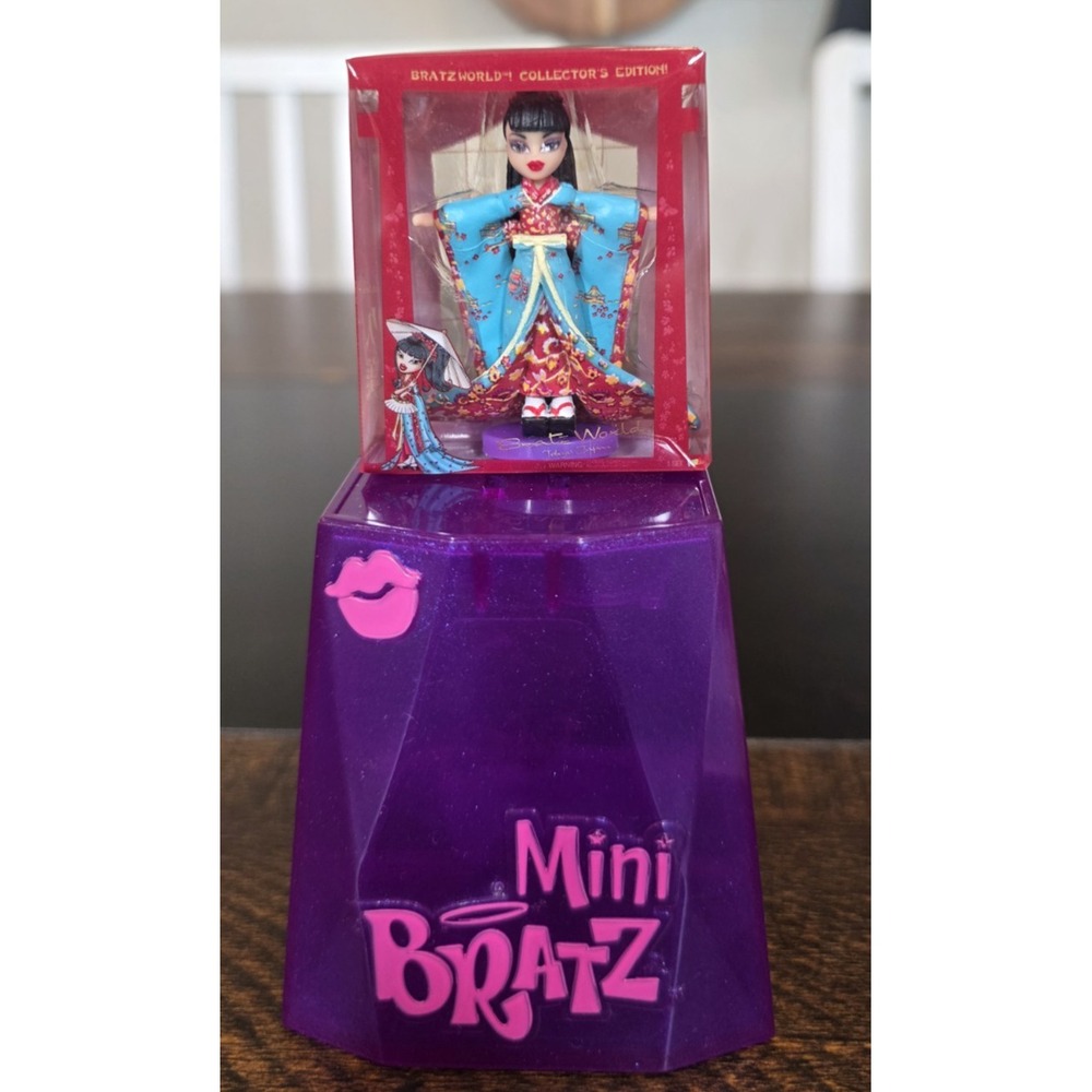 Bratz World Collector's Edition Mini Flashback Series 1‎ Doll Tokyo Japan Kumi
